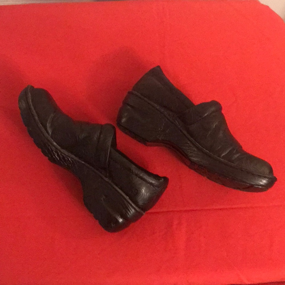 Nursing shoes. Bolo brand